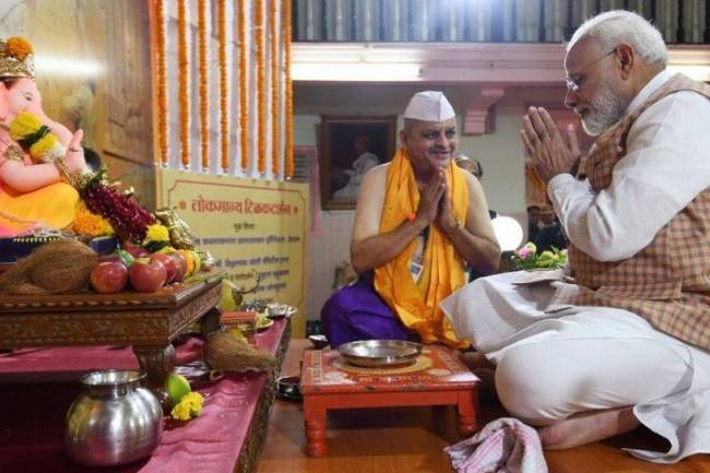 From PM Modi to Eknath Shinde, check how the country is celebrating Ganpati puja - In pics